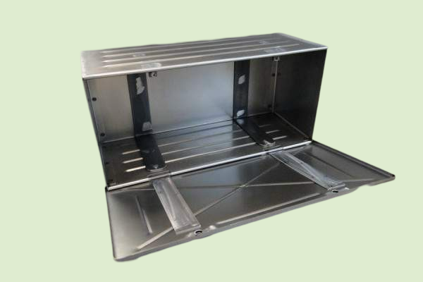 Batteriekasten komplett 406 alte Ausführung - Accubak oud 1 unimog 1 - 10099U 