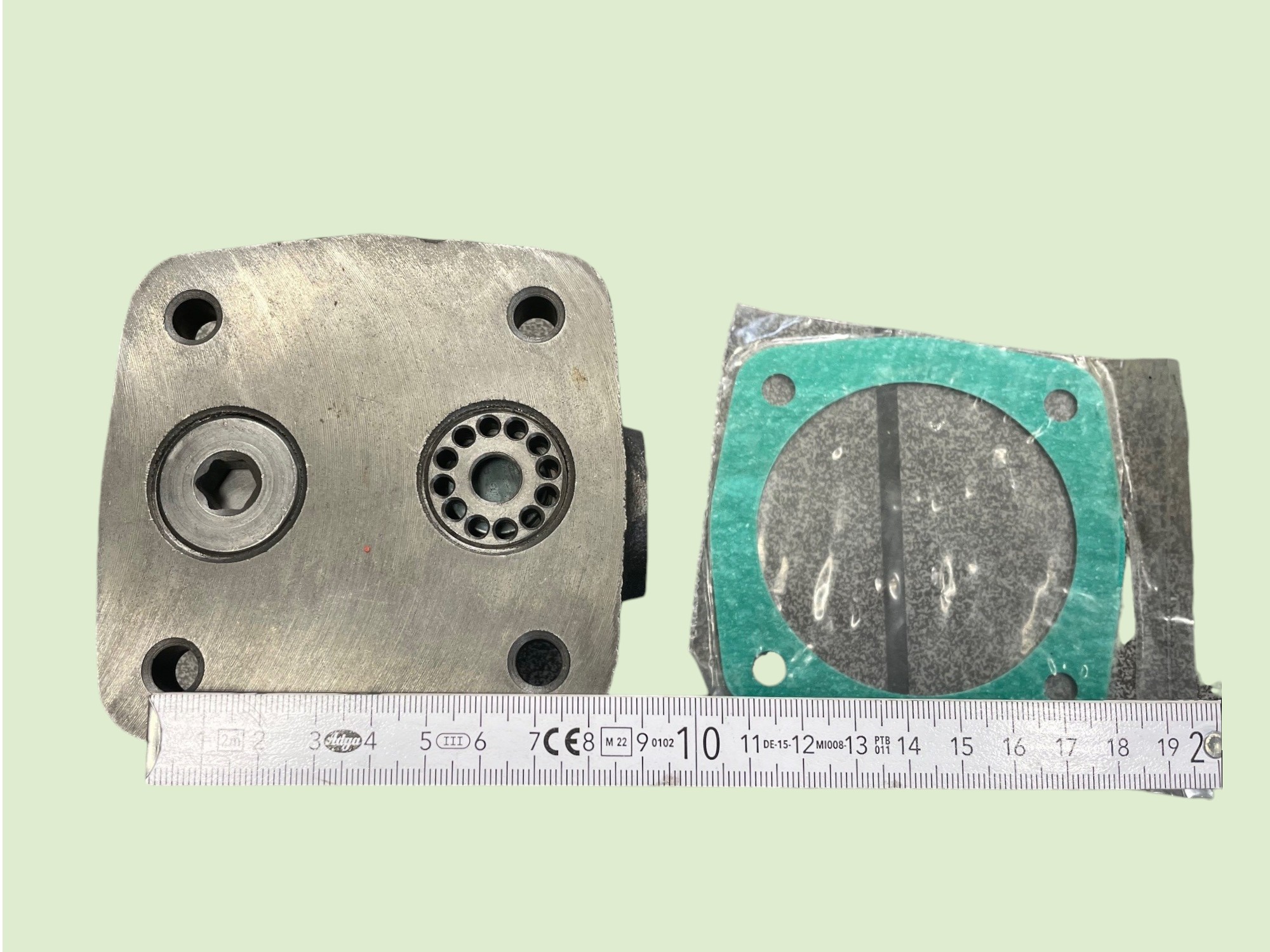 Kompressor-Zylinderkopf - Compressorkop310576u - 10576U