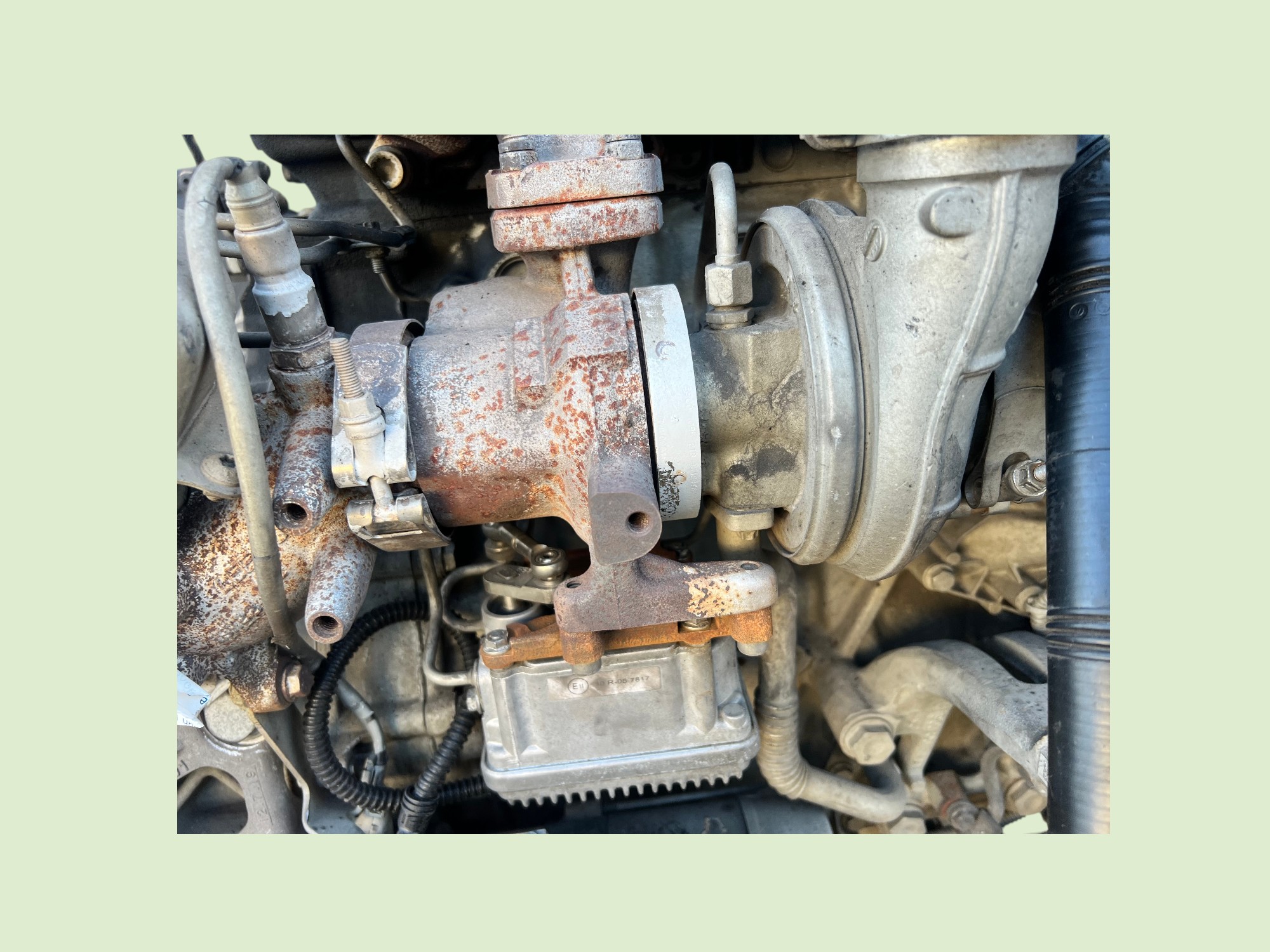 Gebruikte motor OM934 exclusief hydroliekpomp en koppelingset - Motor410686u photoroom - 10686U