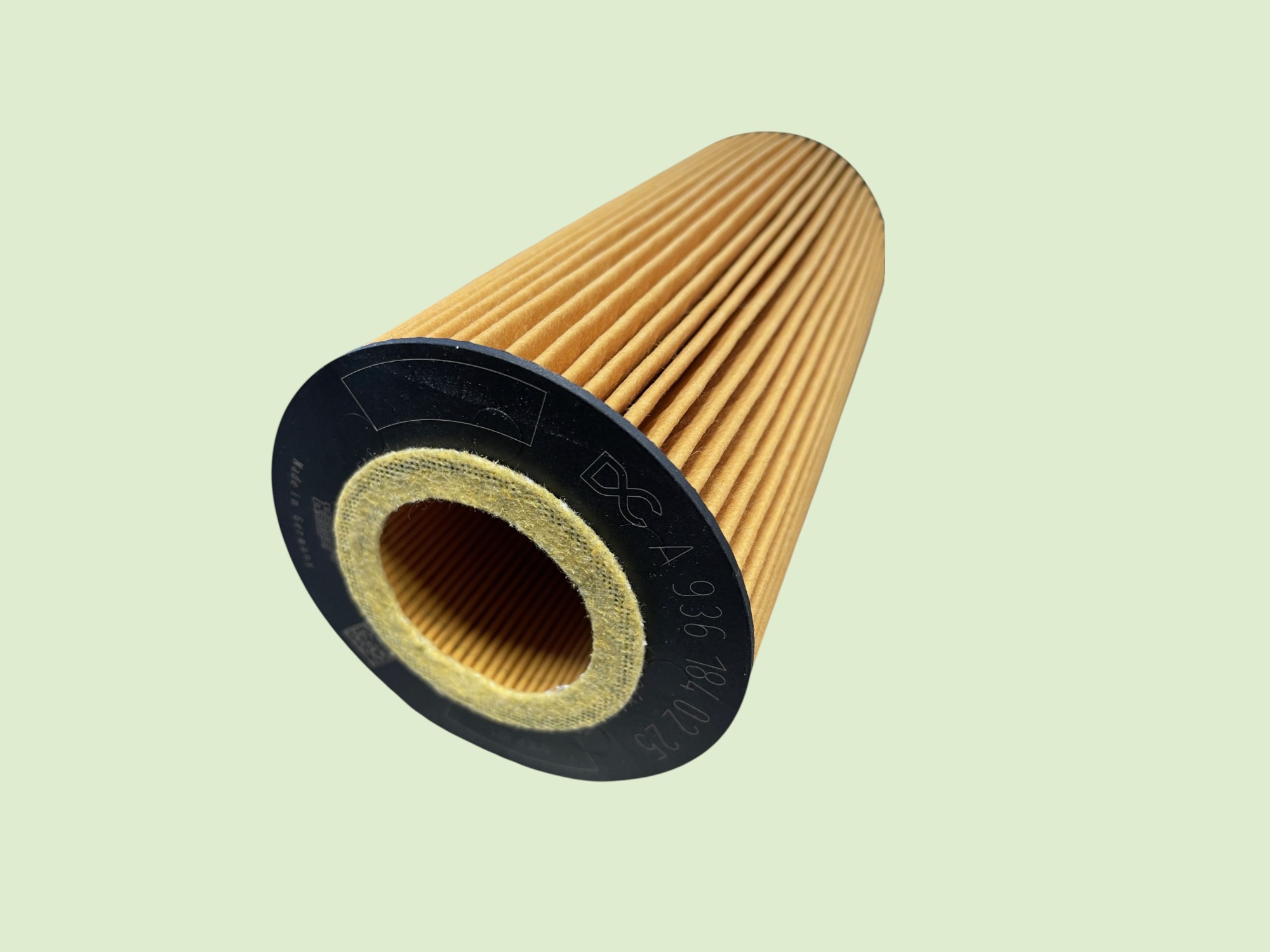 Oliefilter Unimog motor OM 936 - Oliefilter39361800009u photoroom - 9361800009U