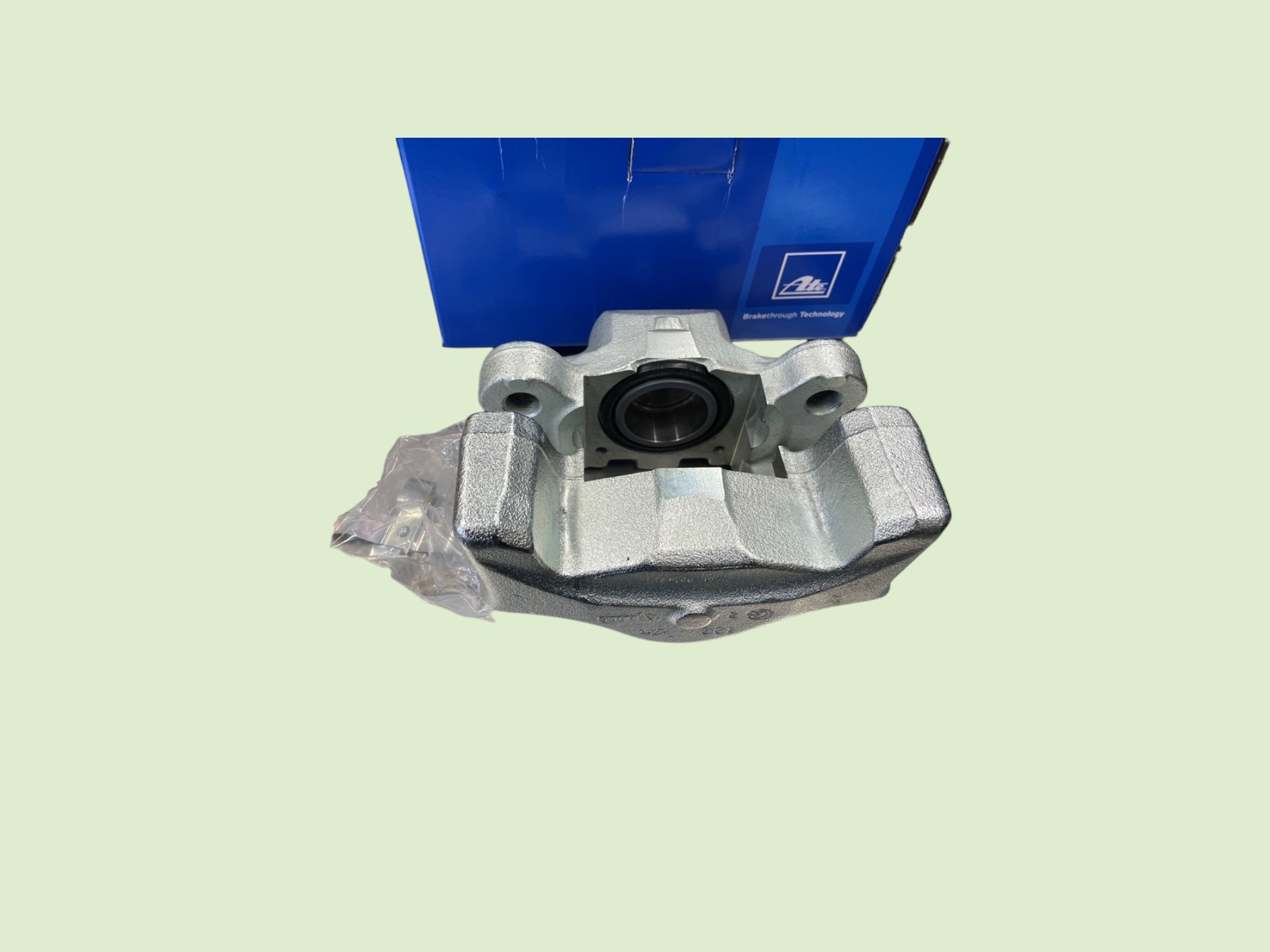 Remklauw Voor-/achteras diverse Unimogs jonge U-serie's A0044204183 - Remklauw20044204183u photoroom - 0044204183U