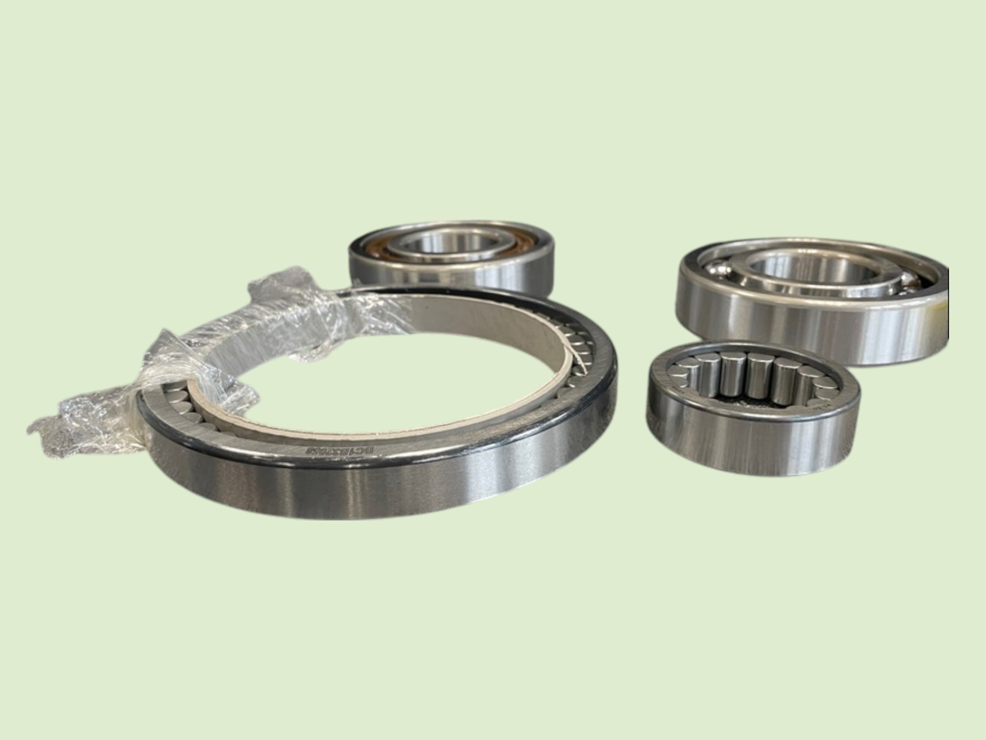 Lagersatz Achsantrieb Vorder- und Hinterachse Unimog 403/406/413/416/417, MBTrac 440 - Setlagers210557u - 10557U